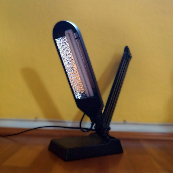 schwarze Retro Lampe 2